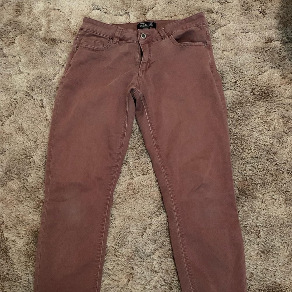 Mauve jeans